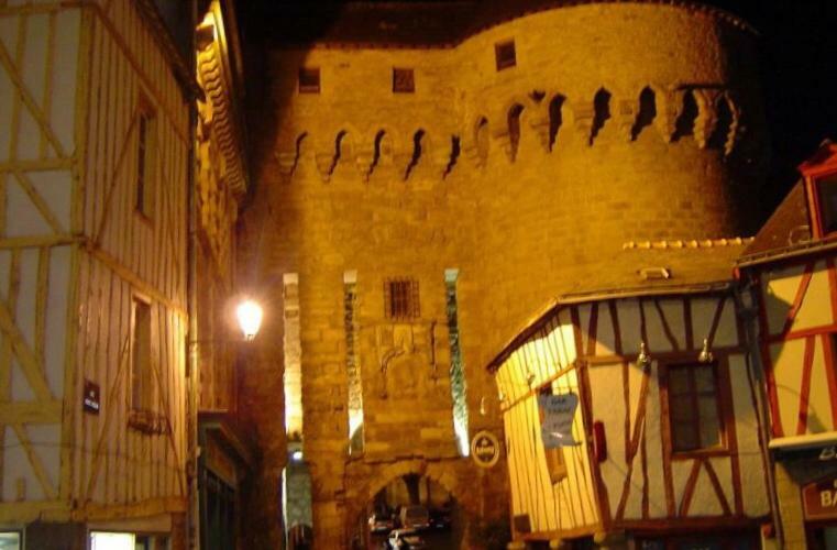 La Madeleine Apartment Vannes Bagian luar foto